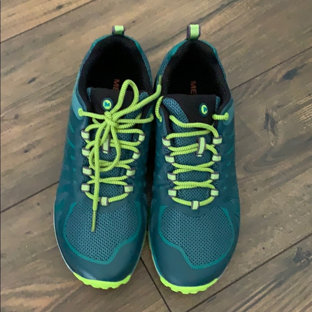 MERRELL hiking shoes 🥾